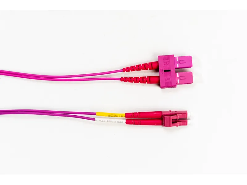 LC/UPC>SC/UPC OM4 50/125 patchcord